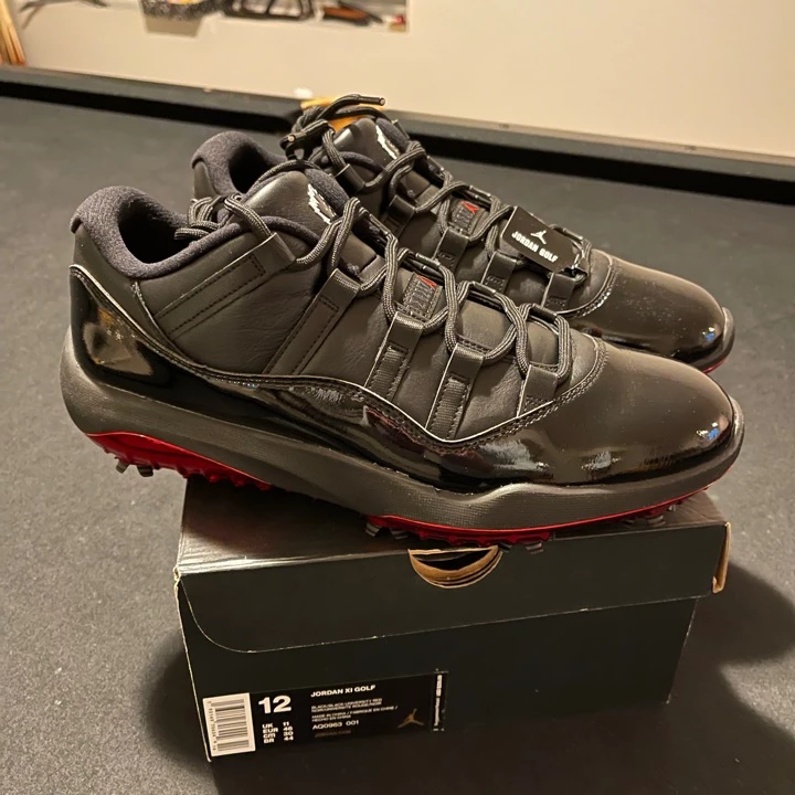 Nike JORDAN 11 BRED 6 Nike JORDAN 11 BRED - Image 6