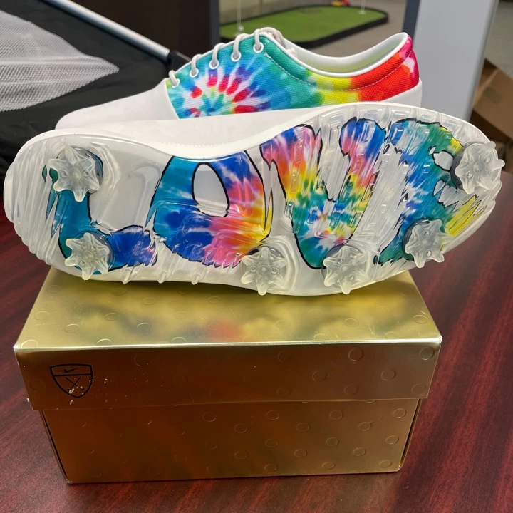 Nike Air Zoom Victory Tour NRG Peace, Love And Golf 3 Nike Air Zoom Victory Tour NRG Peace, Love And Golf - Image 3