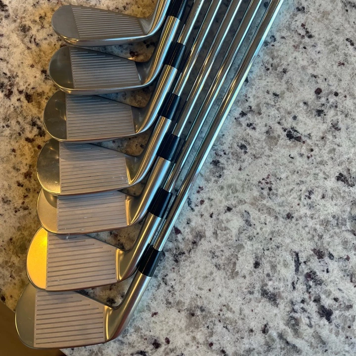 Brand New Srixon Combo Set 3 Brand New Srixon Combo Set - Image 3