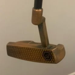 Bettinardi Queen Bee #10 Weld Neck Putter W/ Accra Shaft -Cheap Golf Apparel Store IMG202212020954594444064642014