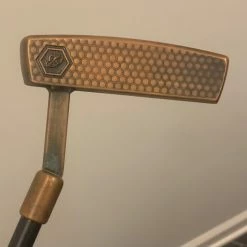 Bettinardi Queen Bee #10 Weld Neck Putter W/ Accra Shaft -Cheap Golf Apparel Store IMG202212020954595343621579824