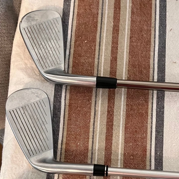 2 Irons- Taylormade, Titleist 2 2 Irons- Taylormade, Titleist - Image 2